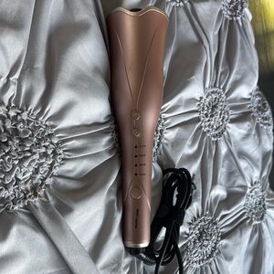 Rose Gold Hair Styling Tool
